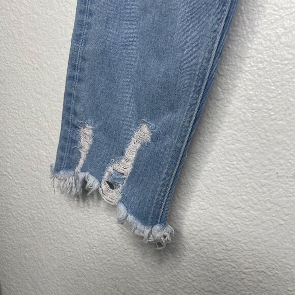 Flying Monkey Womens Jeans Size 27 Blue Denim Light Wash Distressed Skinny Leg - Picture 11 of 15